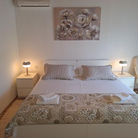 Holiday House With A Parking Space Svirce, Hvar - 17682 Vrbanj Exteriör bild