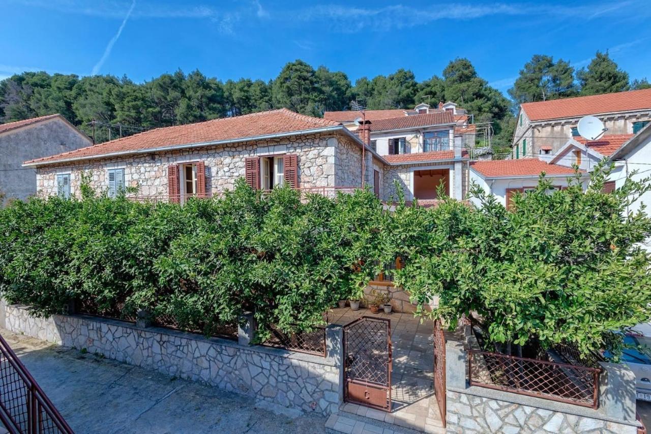 Holiday House With A Parking Space Svirce, Hvar - 17682 Vrbanj Exteriör bild